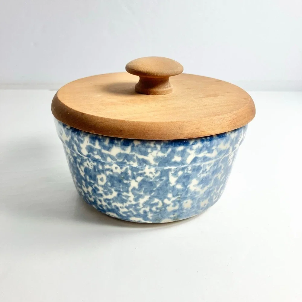 Workshops of Gerald Henn, Roseville Blue Spongeware Butter Dish with Wooden Lid